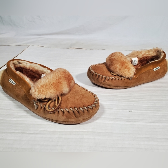 L.L. BEAN SUEDE MOCCASIN SLIP ON COMFY LOAFER SHOES SLIPPERS MENS 8 - Picture 1 of 8